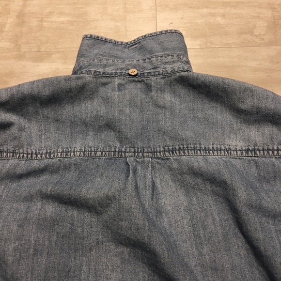 JC Chambray Shirt - Picture 5 of 7